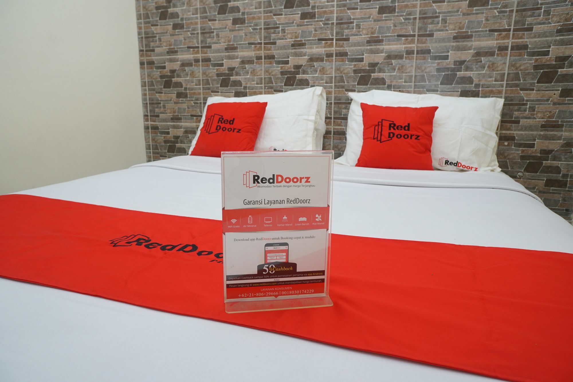 Reddoorz Plus @ Ciumbuleuit Area Bandung Exterior foto